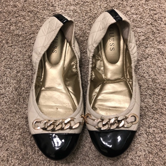 Guess off white ballerina flats - Picture 1 of 7